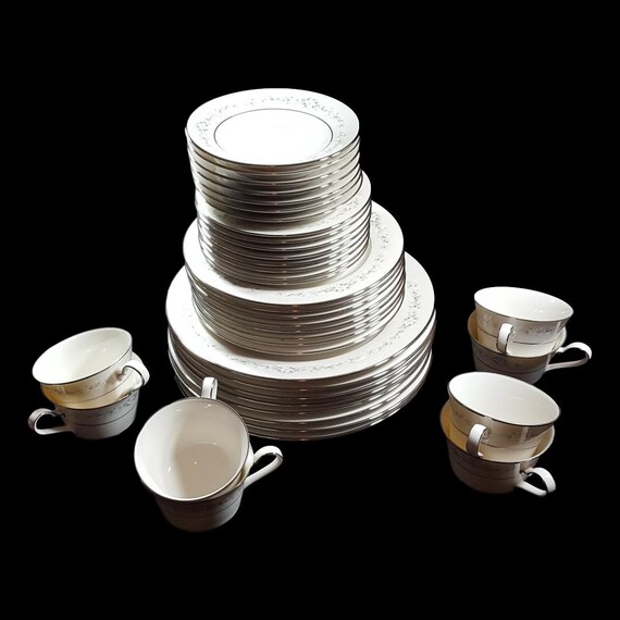 ivory dinnerware sets