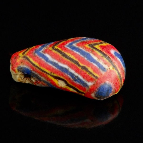 Antique Muraqat triangle striped bead: K 15