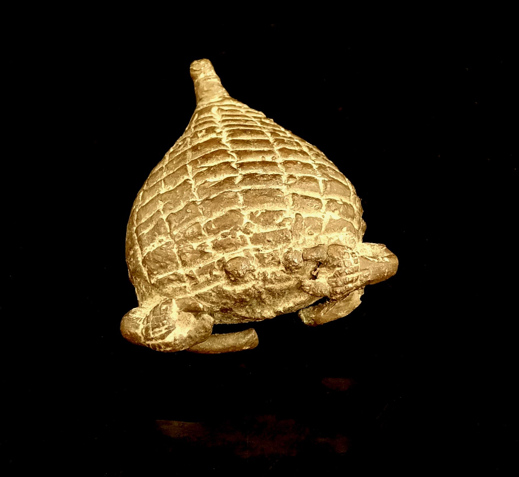 Old Akan and Ashanti brass Goldweight: B 61