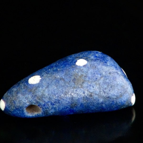 Old blue Muraqat or Kiffa bead from Mauritania: K 19