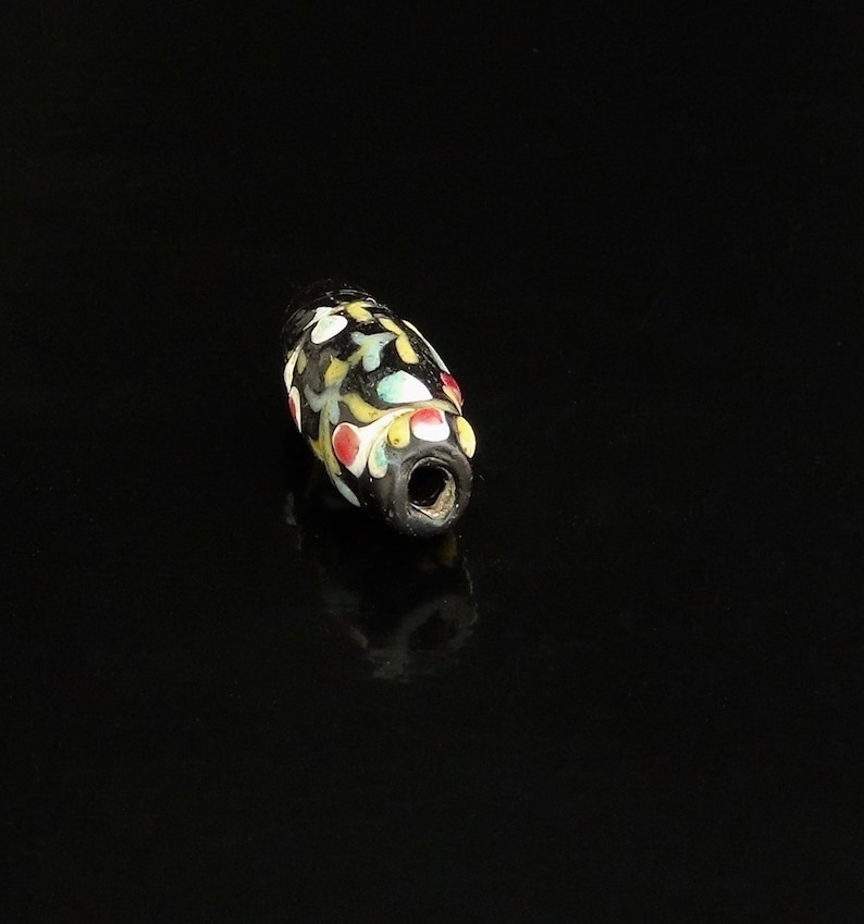 V 406 An antique Venetian fancy Ambassador bead