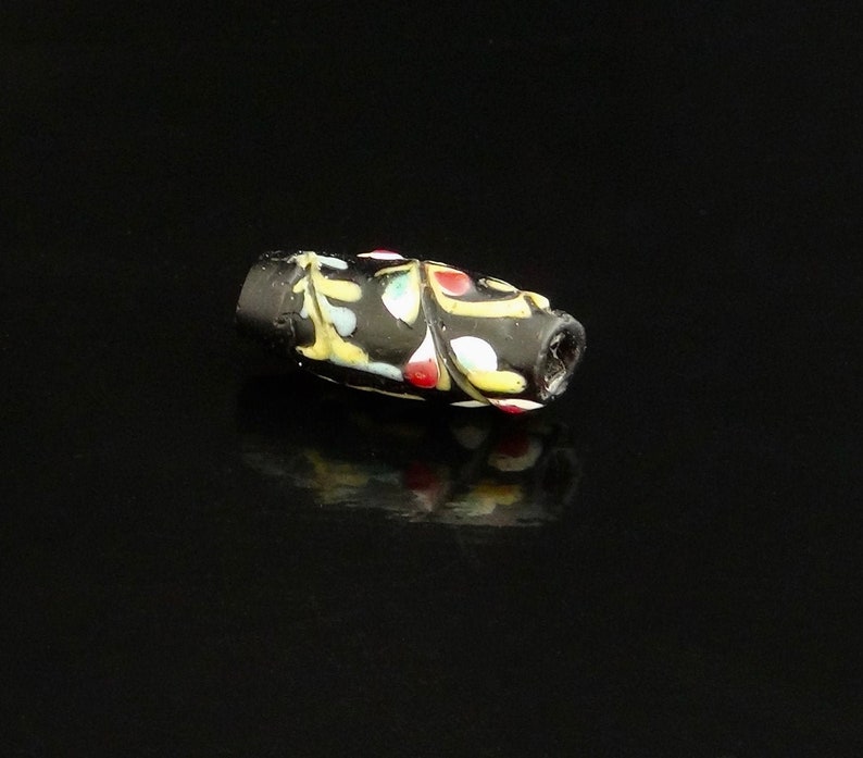 V 406 An antique Venetian fancy Ambassador bead