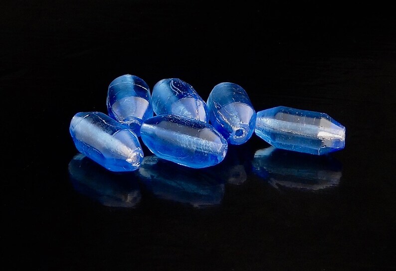 Six antique Czech beads V 374