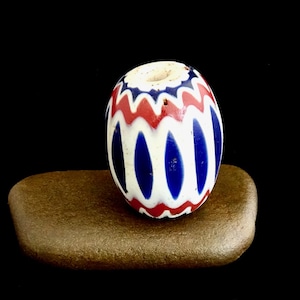 Old Venetian 6 layer chevron bead: V 238