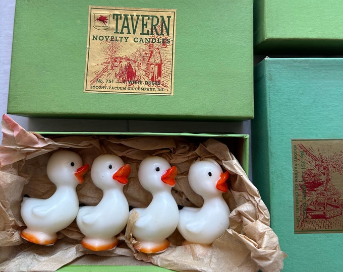 ONE BOX 4 Candles of 1940s Vintage Tavern Duck Candles Vintage Easter, Vintage Spring, Vintage