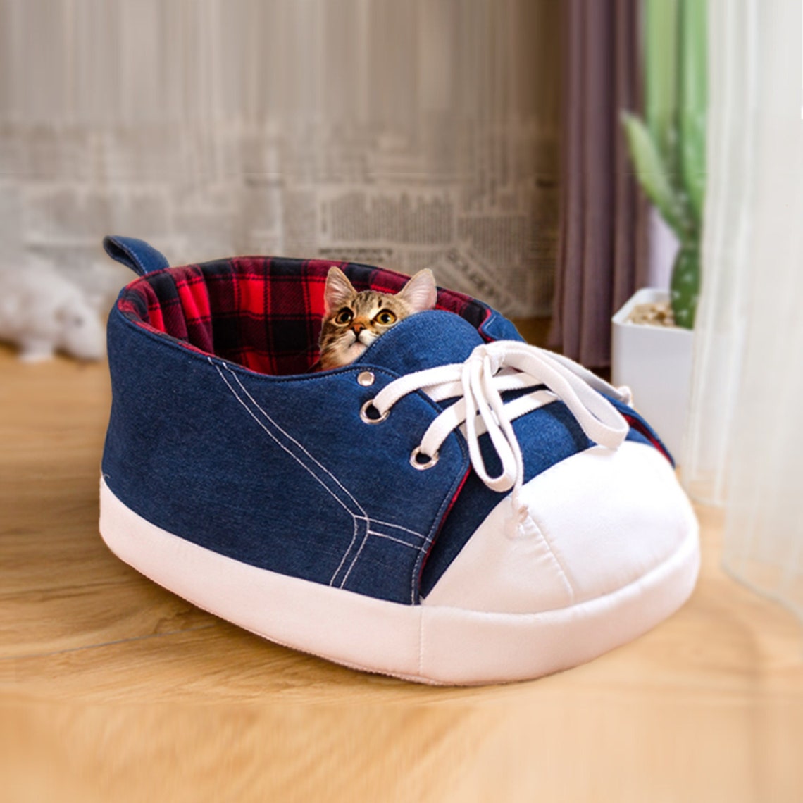Sneaker Denim Shoe Cat Bed in Tartan Black & Red Fleece: image 1