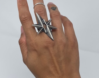 Geometric Star Ring - Starburst Ring - Silver Goth Ring - Post Apocalyptic Jewelry - Gothic Jewelry - Hollywood Ring - Bold Jewel