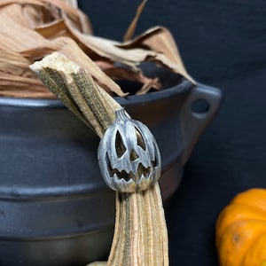 Big Pumpkin Ring - Jack O&#39; Lantern Ring - Horror fan cadeau - Trick or Treat - Pompoensieraden - Goth-sieraden - Zilveren Halloween-ring
