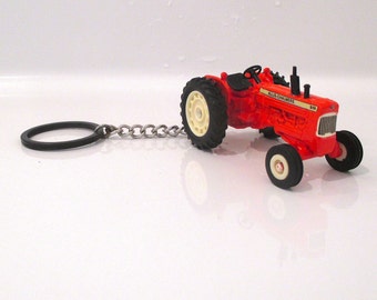 FORD TRACTOR FARM GARDEN LAWN MOWER KEYCHAIN KEY RING CHAIN FOB COLLECTIBLE PART