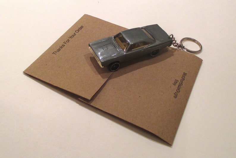 Spts car gift,Boyfriend keychain,Car keychain Spts Car keychain 2019 Merceds-benz A-Class sunruf Keychain BAE gift