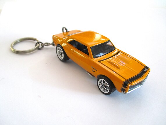 muscle car keychains