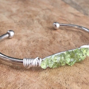 Peridot bracelet, gemstone jewelry, August birthstone, peridot jewelry, august bracelet, raw gemstone bracelet, bridesmaids bracelet