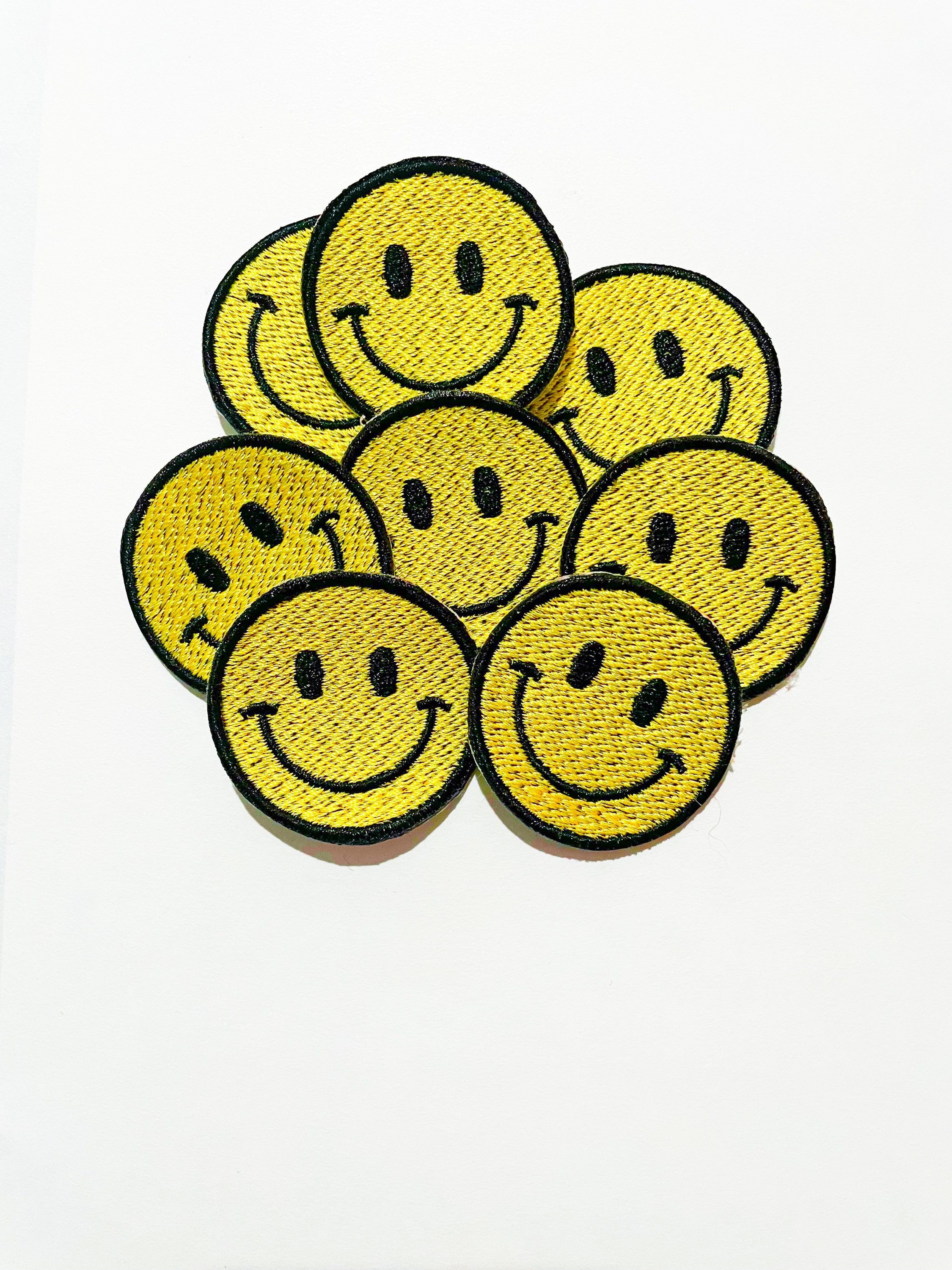 Écusson Happy Face Brodé – Patch Amusant à Repasser Sur Vêtement, Motif Smiley