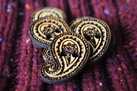 Wooden Paisley pattern buttons Wood crafts log slice fun Button Flair Handmade Wood mods vintage clothes crafts handmade sewing knitting