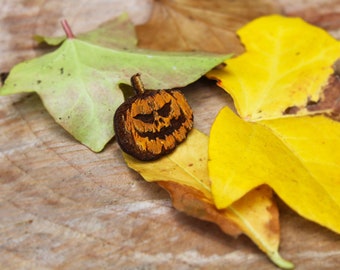 Pumpkin Wooden Pin Badge Wood gnarly autumn halloween lantern gift badge fan Flair Handmade Pyrography scary horror fun crazy mini harvest