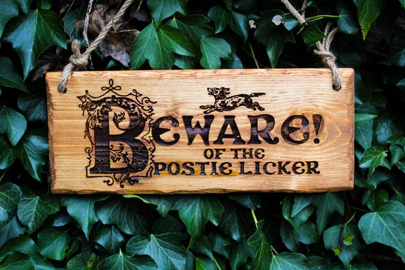 Funny Dog Wooden Sign Garden Gate Postman Warning Beware of Rustic