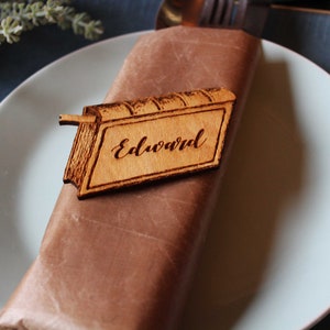 10 x Boek thema plaatsnamen instellingen bruiloft Custom Wood Pyrography Wood Burned Laser Rustic boho nodigt boeken romans verhalenfantasy