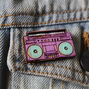 Ghetto Blaster Wooden Pin Badge music hip hop funk dj funny pin gift badge fan Flair Handmade Pyrography pins sustainable cute neon image 1