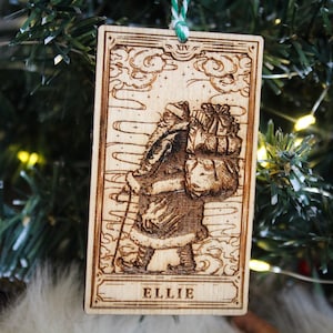 Tarjeta de tarot personalizada Adorno de Navidad Madera Bauble personalizada Láser Grabado Rústico Nombre de madera Decoración lector de tarjetas adivinación astrólogo