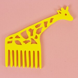 Novelty Giraffe hair Comb Tea Party at the Zoo