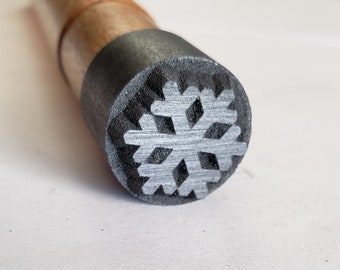 3/4" Graphite Snowflake V1 Stamp