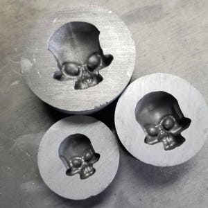 Graphite Mold: 3d Skull - Various Sizes