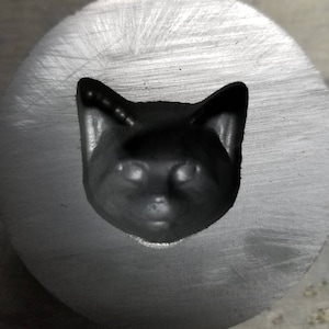 Graphite Mold: Cat&#39;s Face