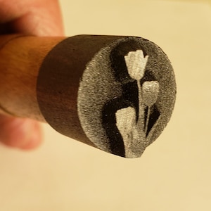 3/4&quot; Graphite Tulip V2 Stamp