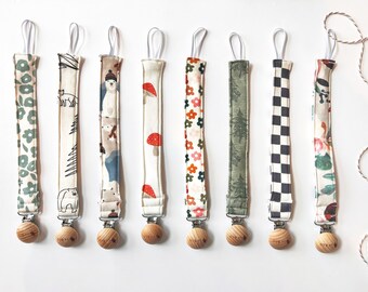 Organic cotton pacifier clips - Mixed designs - wood or metal