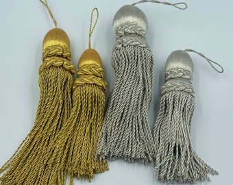 Gold- und Silberfarbe handgemachte metallische Fäden Quasten für Vorhänge, Hauptdekoration, Altarabdeckung, Kirchenabdeckungen