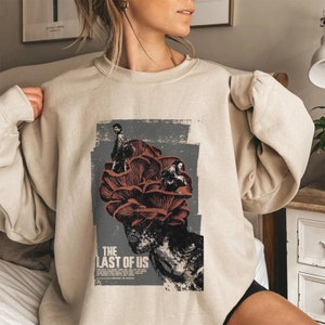 The Last of us retro shirt, The Last of us Merch Book Art Crewneck The Last Of Us 90S Vintage hoodie