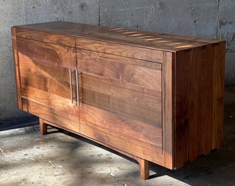 EI Capitan Cabinet, Media Cabinet/Center/Console Wooden TV Stand Sideboard Storage Unit