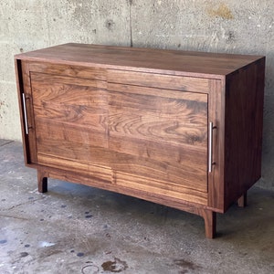 Capitan Record Cabinet