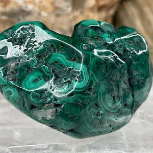Malachite, the stone of transformation! Heart chakra