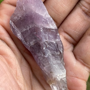 Varita de amatista Auralite 23 canadiense Chevron, 2,5 pulgadas