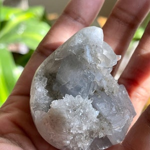 353 Crystal Blue Celestite Geode crystal egg-shape - CG8