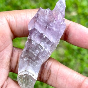 Varita de amatista Auralite 23 canadiense Chevron, 2,5 pulgadas