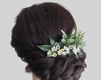 White green flower hair comb Greenery wedding hair comb Bridal floral hair piece Wax flower headpiece