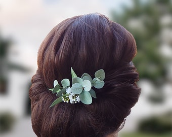 Bridal wedding hair comb Eucalyptus hair piece Greenery hair comb Babys breath gypsophila Floral headpiece