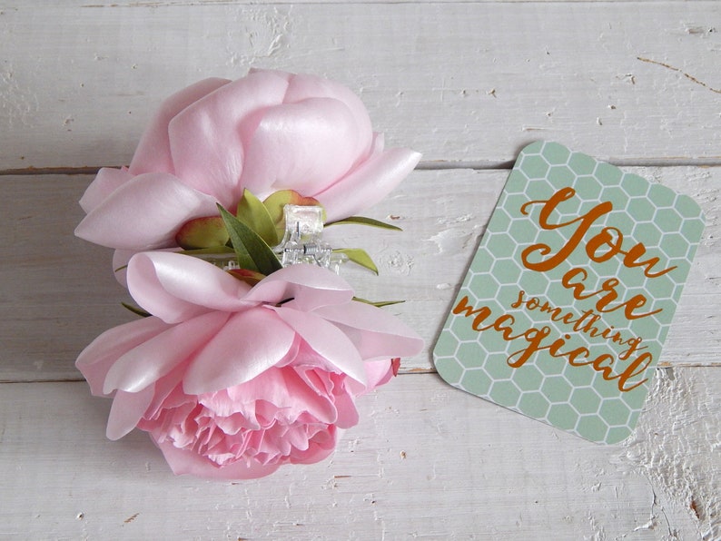 Flower hair claw clip Pink peony hair clip Floral barrette Pink peony fascinator
