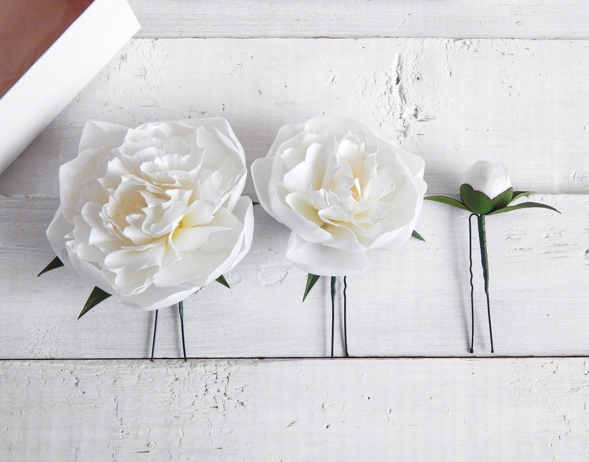 Lot De 2 Barrettes à Cheveux Pivoine Rouge Et Noir - Fleur Artificielle, Accessoire Neuf Avec étiquettes