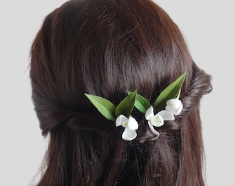 Snowdrop flower hair pins Spring wedding hair flowers Bridal floral hair piece Snowdrop jewelry Floral hair pins Wedding headpiece