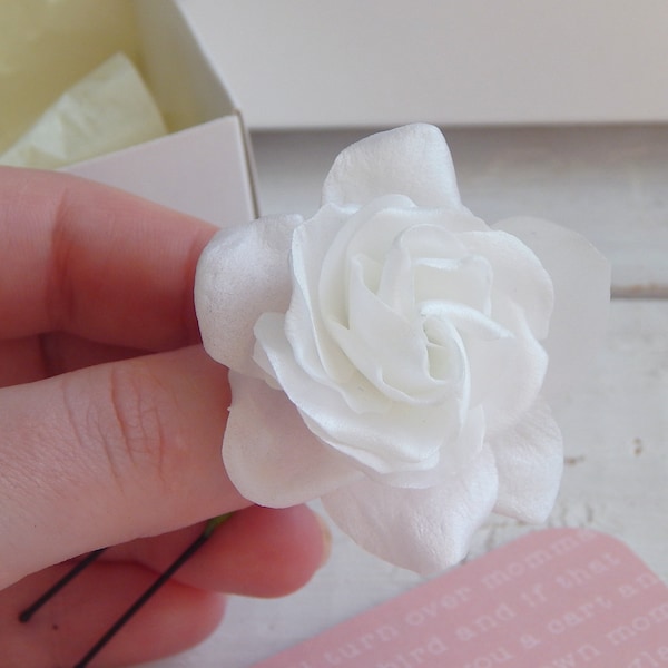 Gardenia boutonniere White flower boutonniere Lapel pin Gardenia hair pin Bobby pin Bridal floral hair piece Wedding buttonhole