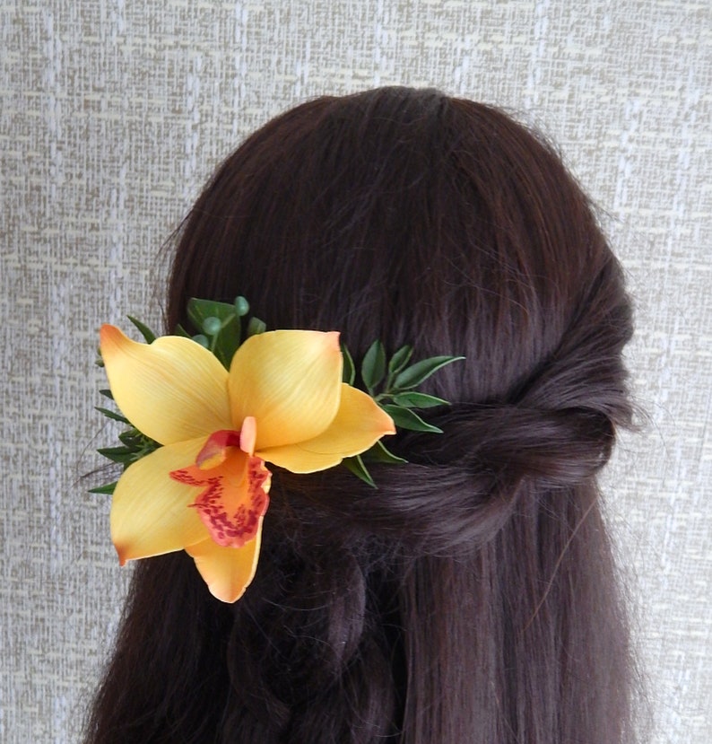 Tropical floral headpiece Wedding hair comb Hawaii yellow Etsy