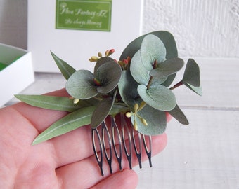 Greenery eucalyptus hair comb Sage green wedding headpiece Floral bridal hair piece
