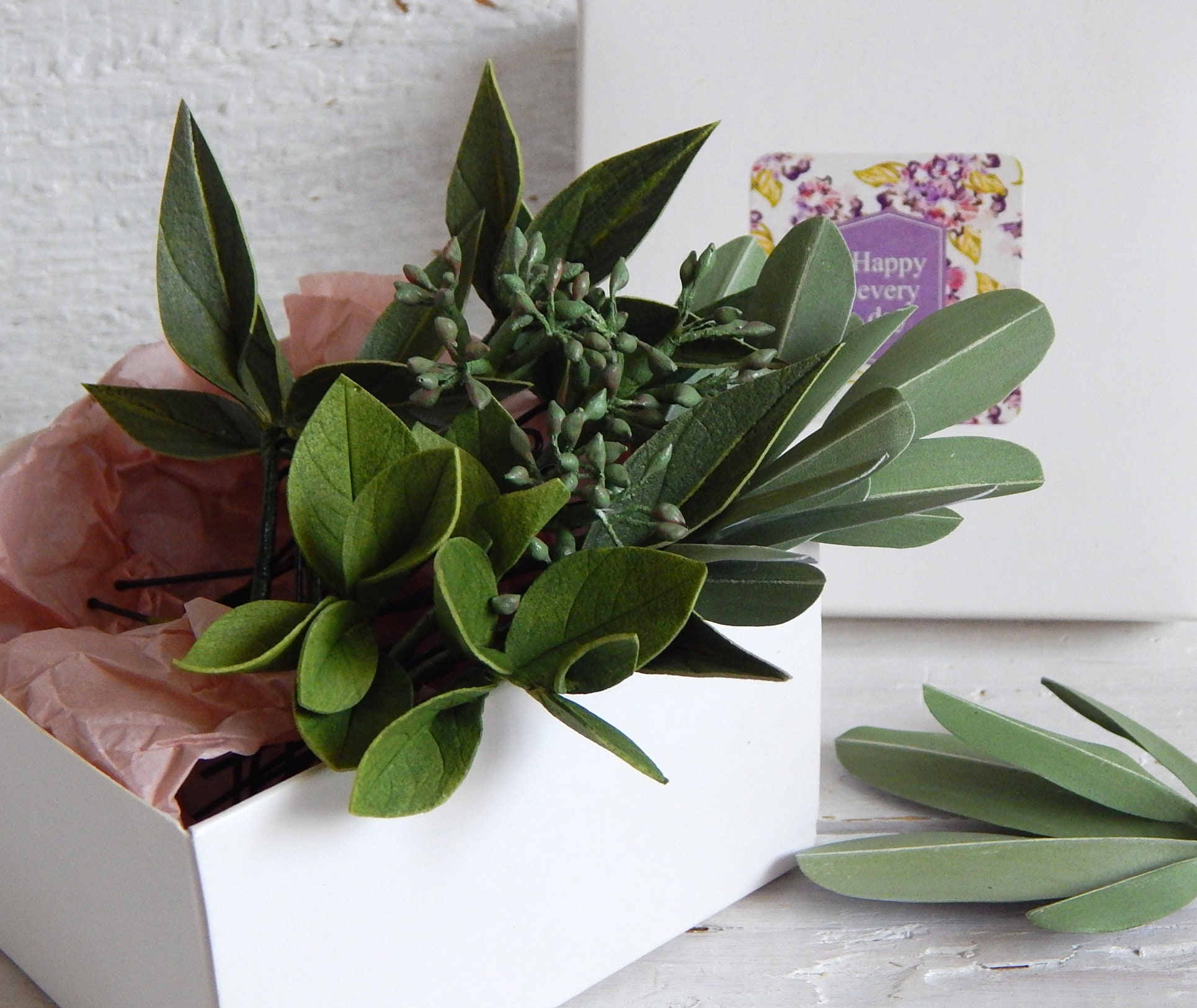 Floral Kopfschmuck Girlande – Mit Eukalyptus Blättern & Rosa Blüten, Verstellbar Für Hochzeit & Fotoshooting