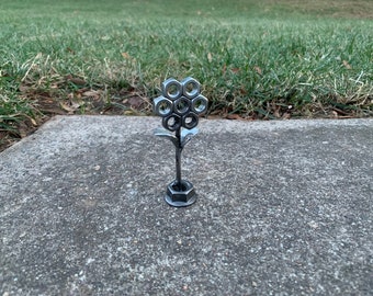 Small Welded Flower Art Decoration