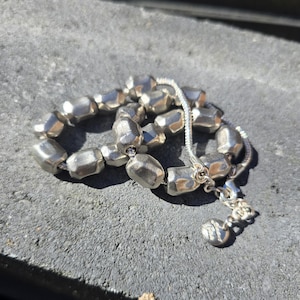 The Expanse - El collar de cuentas de oración de Julie Mao