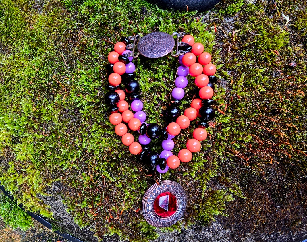 Buy Uncharted: the Lost Legacy Queen's Ruby Bracelet Prop