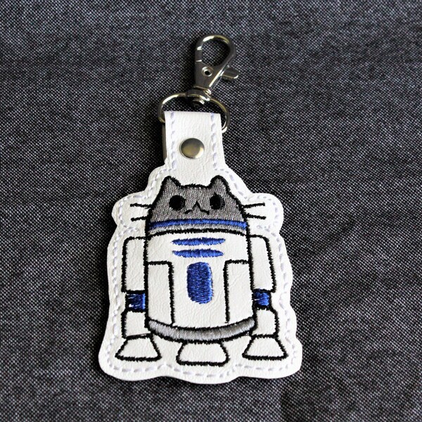 Adorable Droid Kitten keychain